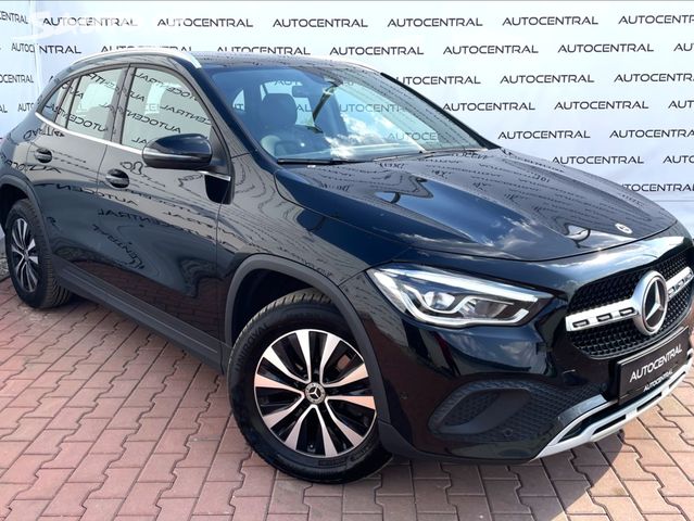 Mercedes GLA